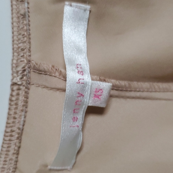 Jenny Han Silk and Lace Camisole - Picture 4 of 4